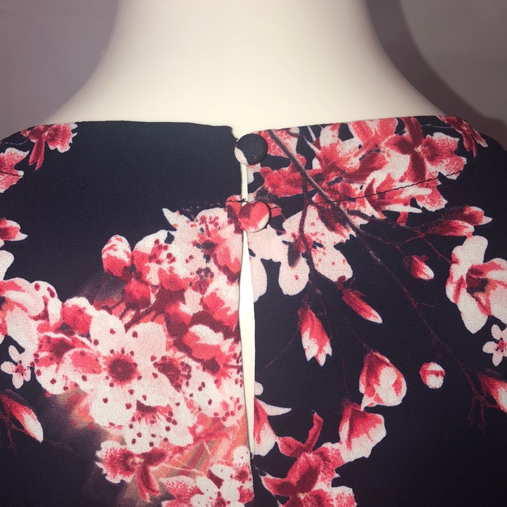 ELLE DRESS! - Picture 8 of 10
